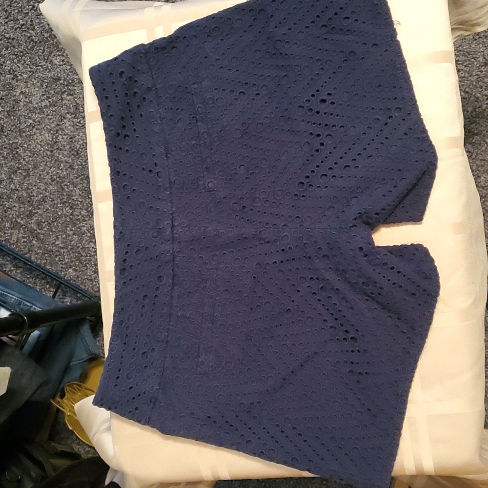 Outback Red Shorts - Picture 3 of 5
